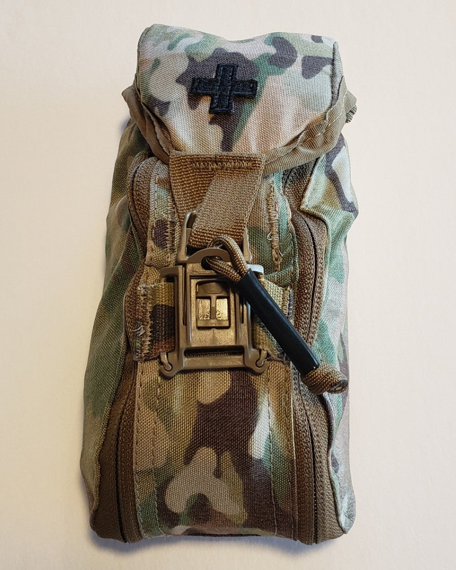 Centa1 Med Kits - North American Rescue - RIG Series Eagle IFAK Med Pouch with Our 10-Piece *TFAK Supplies - Multicam